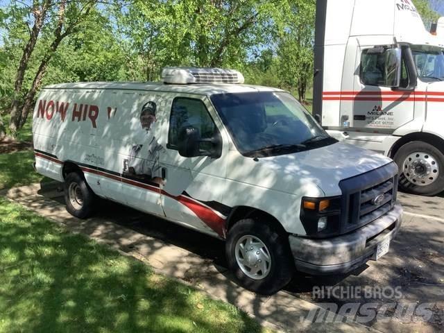 Ford E-350 Varevogne