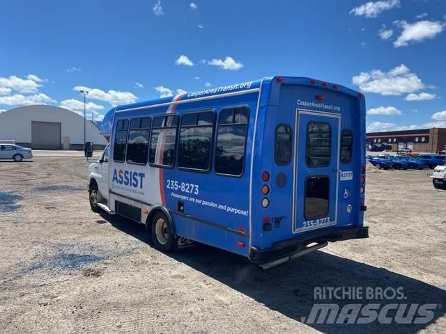 Ford E-350 Minibusser