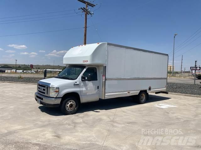 Ford E-350 Varevogne