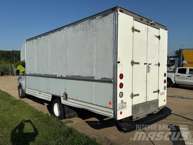 Ford E-350 Varevogne