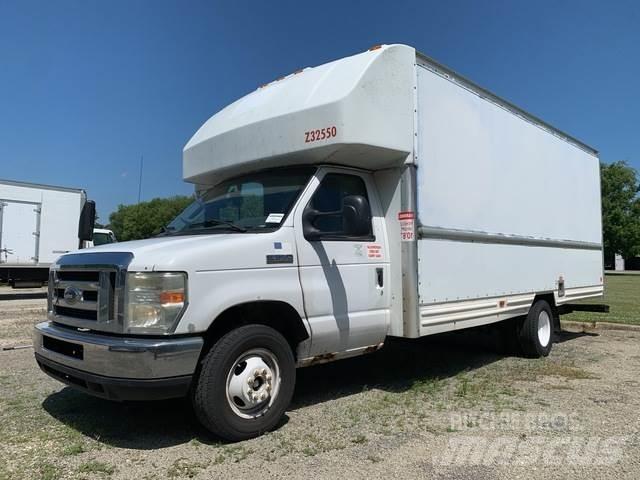 Ford E-350 Fast kasse