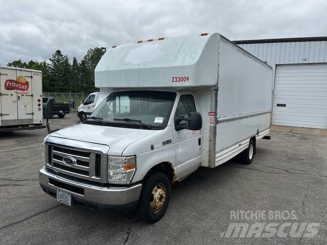 Ford E-350 Varevogne