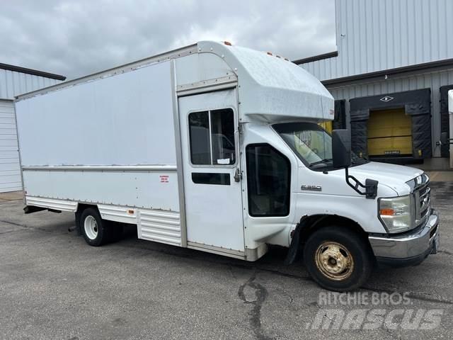 Ford E-350 Varevogne