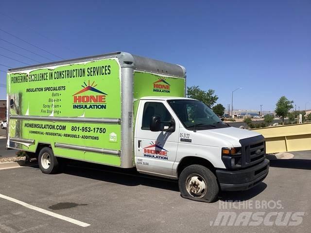 Ford E-350 Fast kasse
