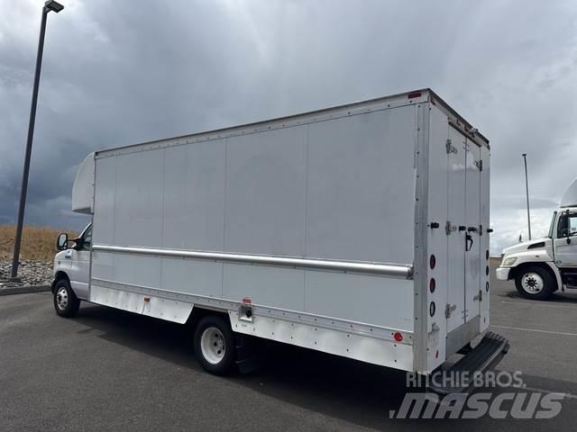 Ford E-350 Varevogne