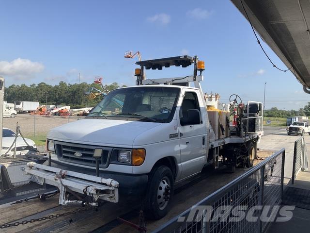 Ford E-350 Forsvar/Miljø