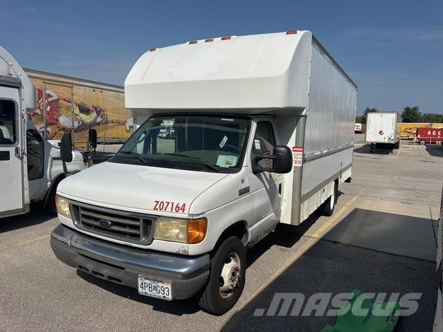 Ford E-350 Varevogne