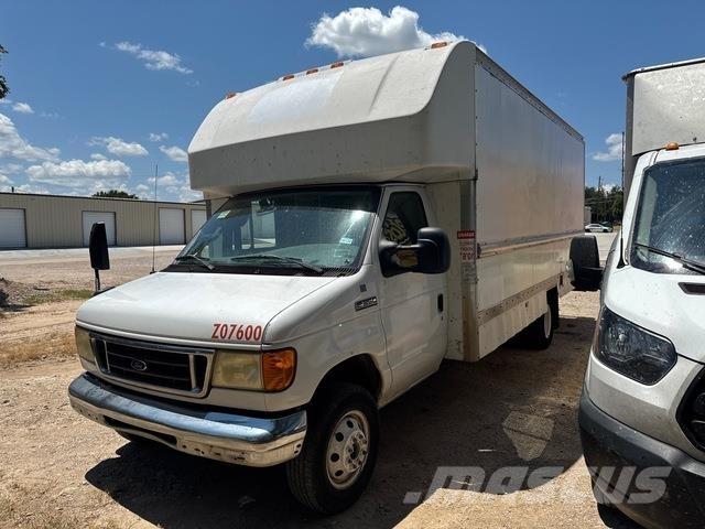 Ford E-350 Varevogne