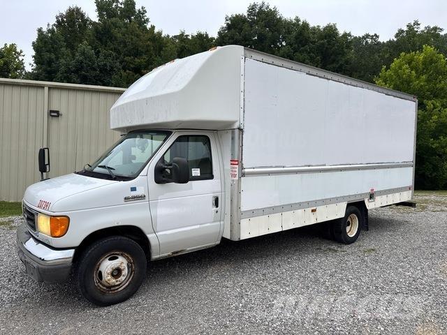 Ford E-350 Varevogne