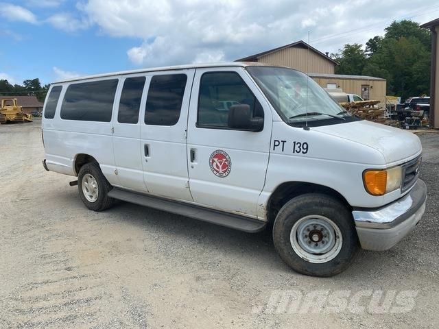 Ford E-350 Biler
