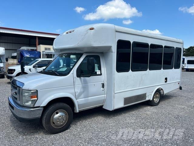 Ford E-350 Minibusser