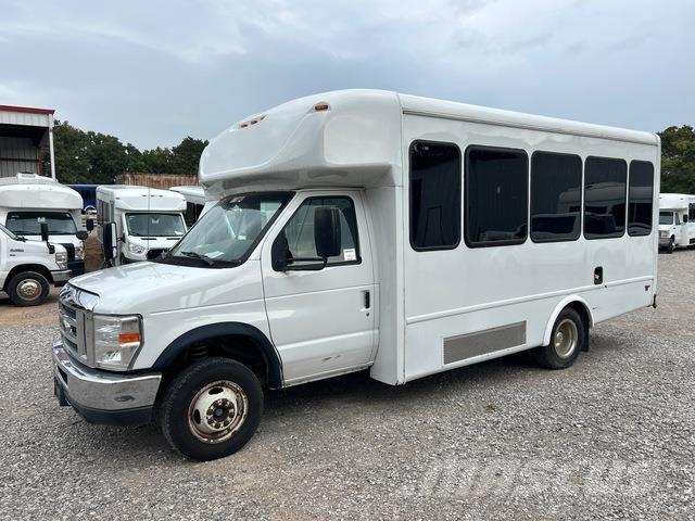 Ford E-350 Minibusser