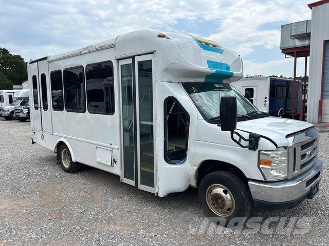 Ford E-350 Minibusser