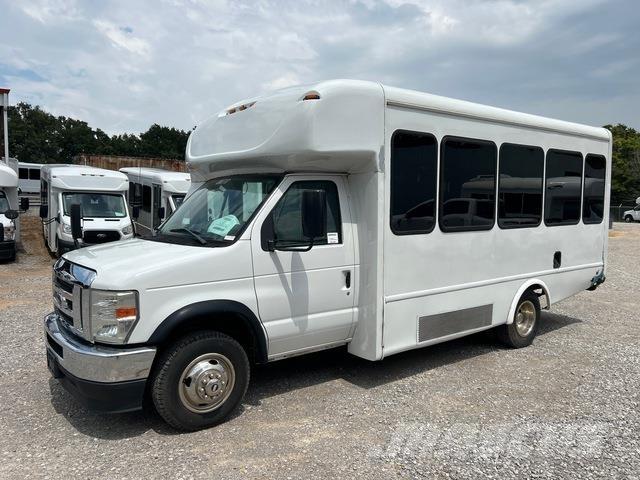 Ford E-350 Minibusser