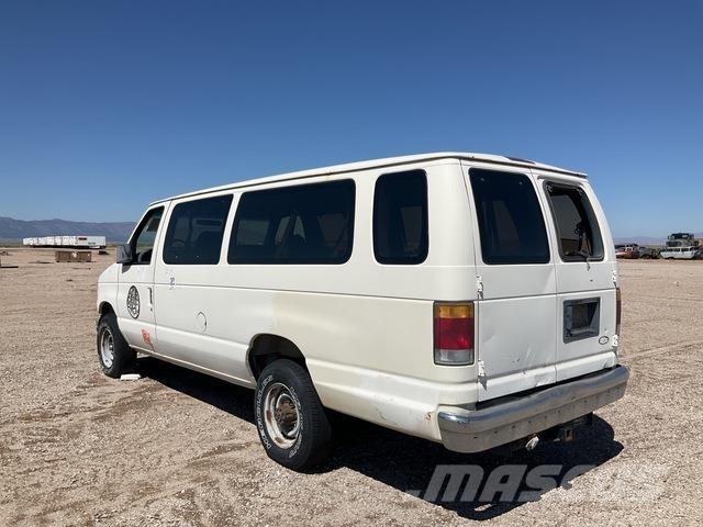 Ford E-350 Biler