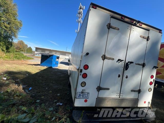 Ford E-350 Fast kasse