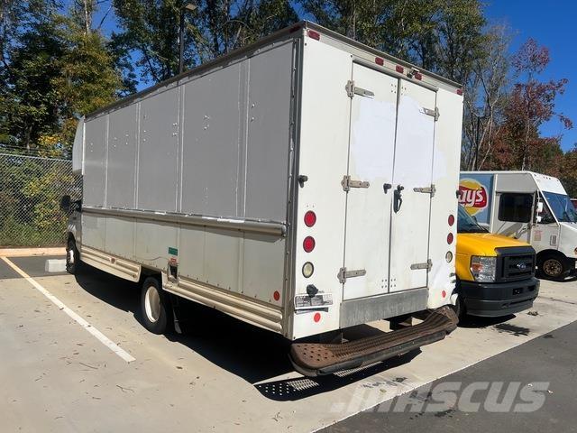 Ford E-350 Varevogne