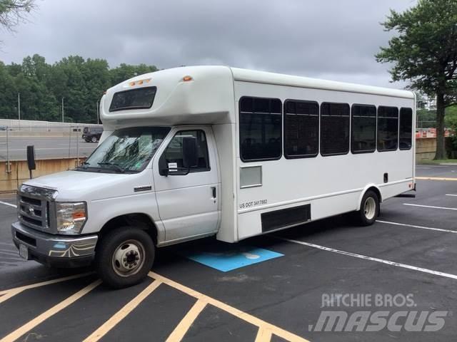 Ford E-450 Minibusser