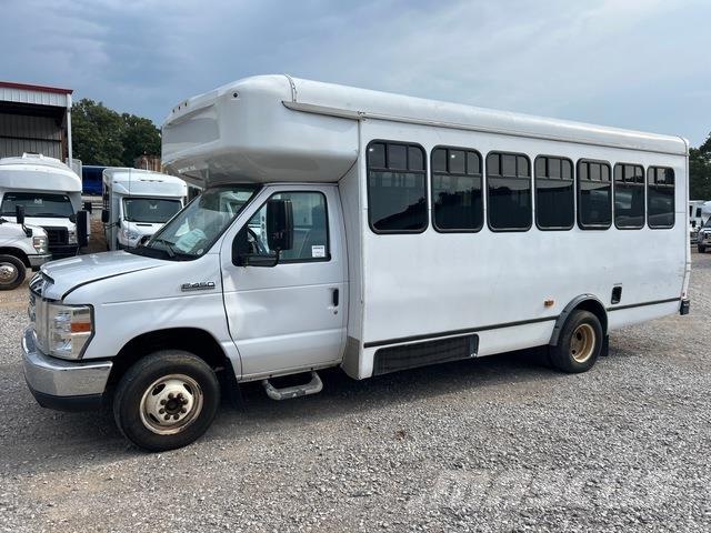 Ford E-450 Minibusser