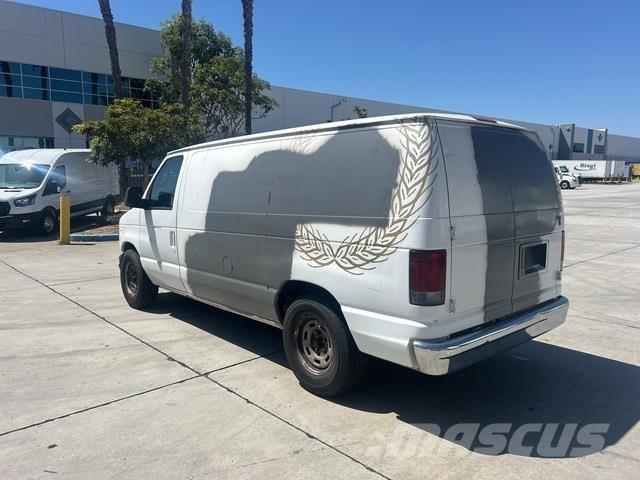 Ford E250 Varevogne