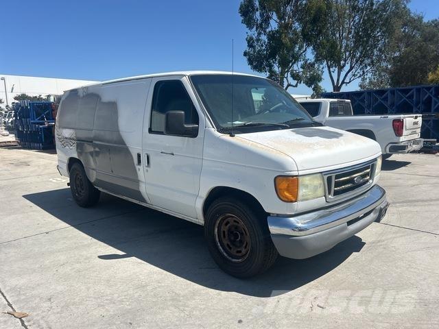 Ford E250 Varevogne