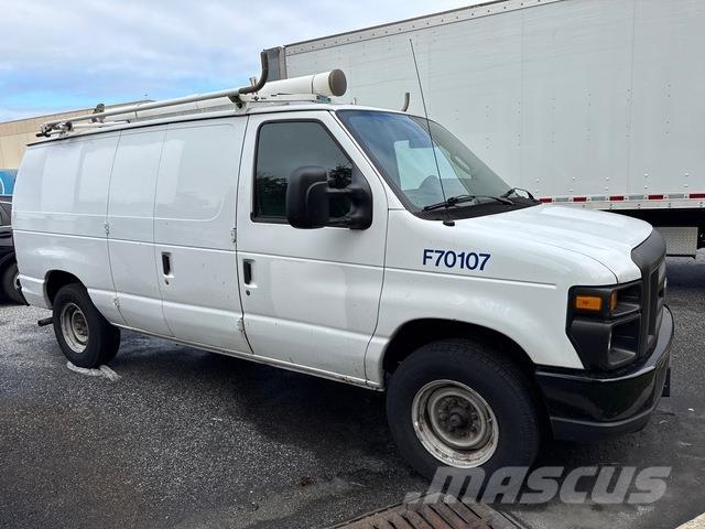 Ford E250 Varevogne