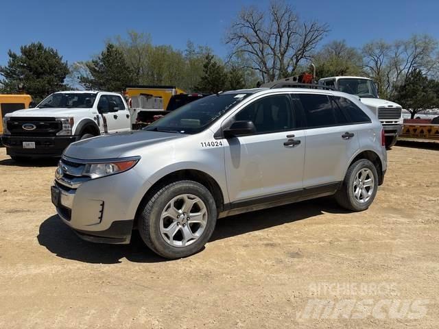 Ford Edge SE Biler