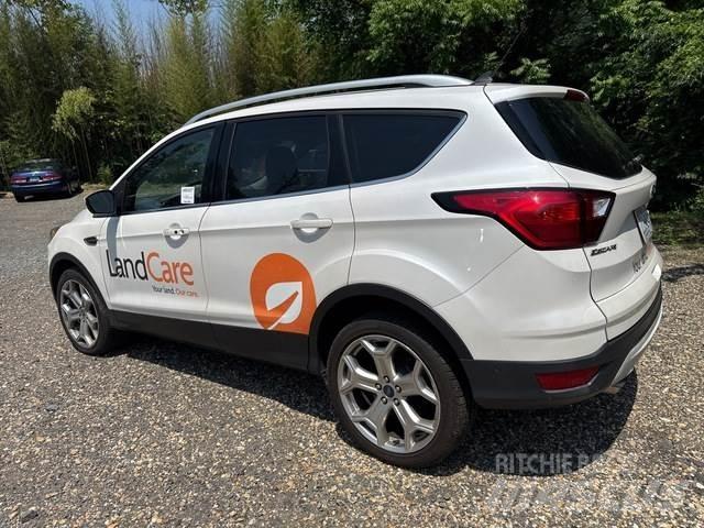 Ford Escape Biler