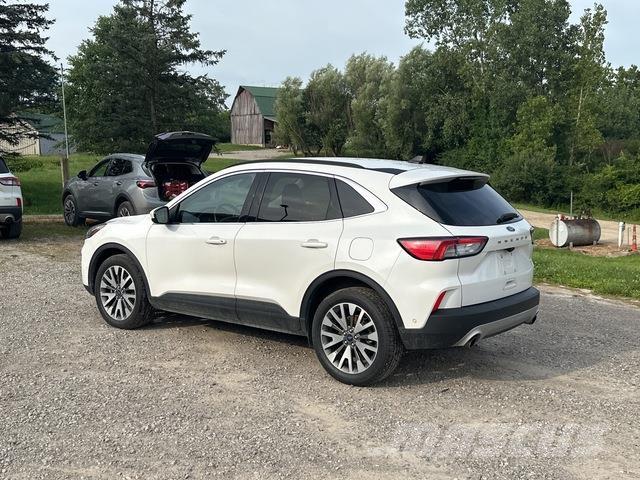 Ford Escape Biler