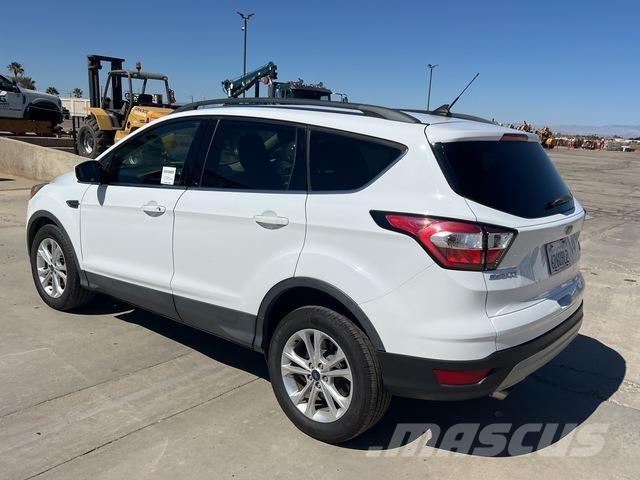 Ford Escape Biler