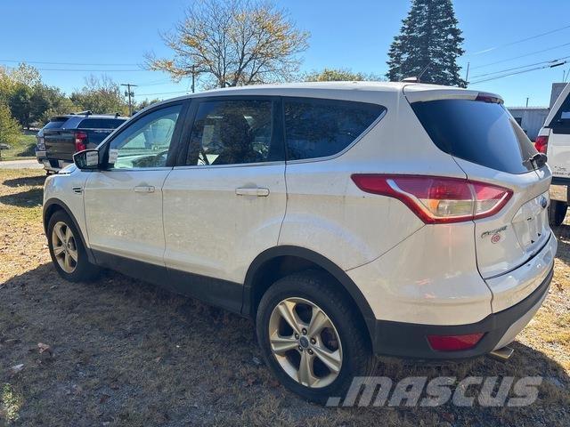 Ford Escape Biler
