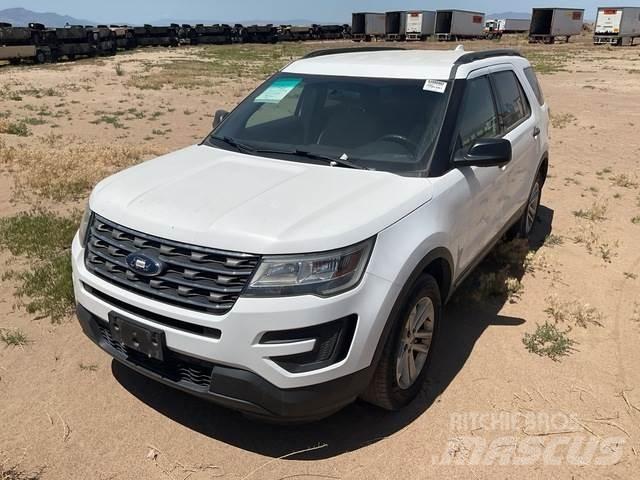Ford Explorer Biler