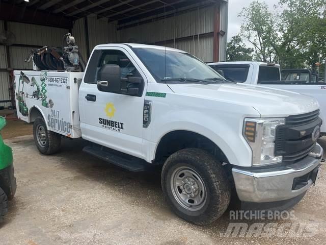 Ford F-250 Entreprenør - Andet