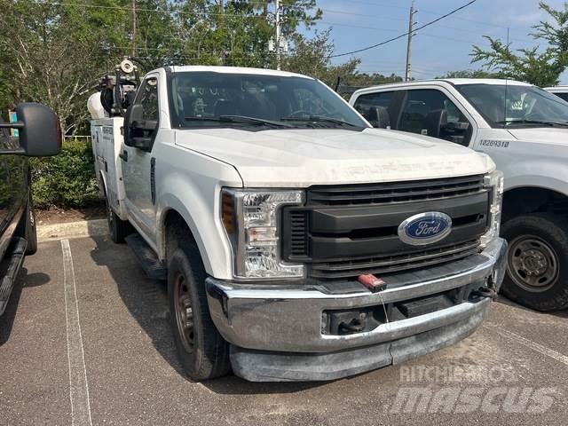 Ford F-250 Forsvar/Miljø