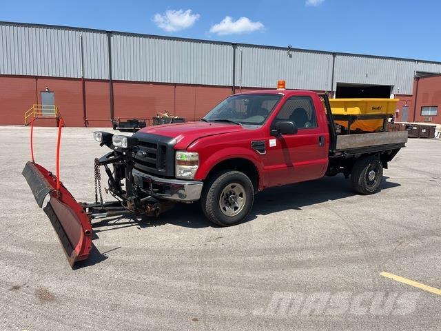 Ford F-250 Sneskovle og -plove