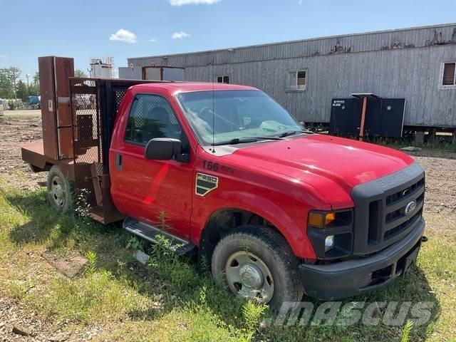 Ford F-250 Lastbil med lad/Flatbed