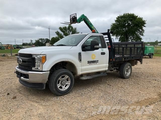 Ford F-250 Lastbil med lad/Flatbed