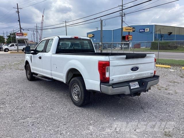 Ford F-250 Pickup/Sideaflæsning