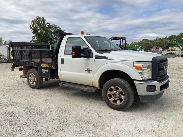 Ford F-250 Lastbil med lad/Flatbed