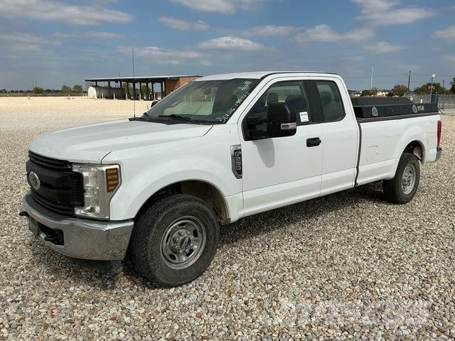 Ford F-250 Pickup/Sideaflæsning