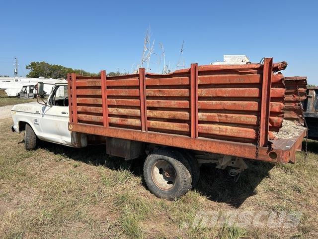 Ford F-350 Lastbiler med tip