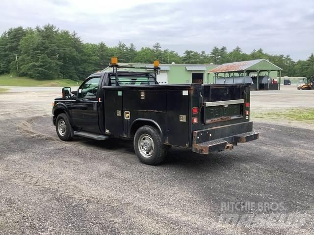 Ford F-350 Pickup/Sideaflæsning