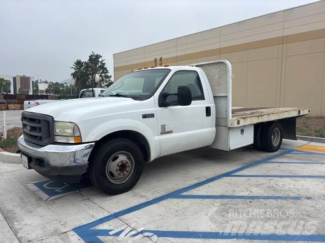 Ford F-350 Lastbil med lad/Flatbed
