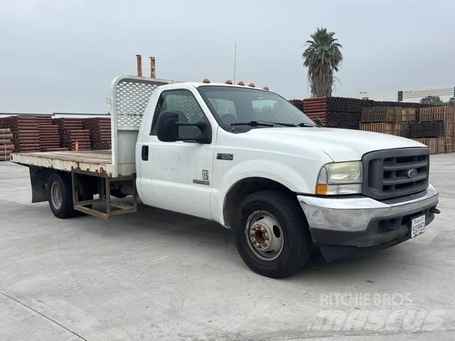 Ford F-350 Lastbil med lad/Flatbed