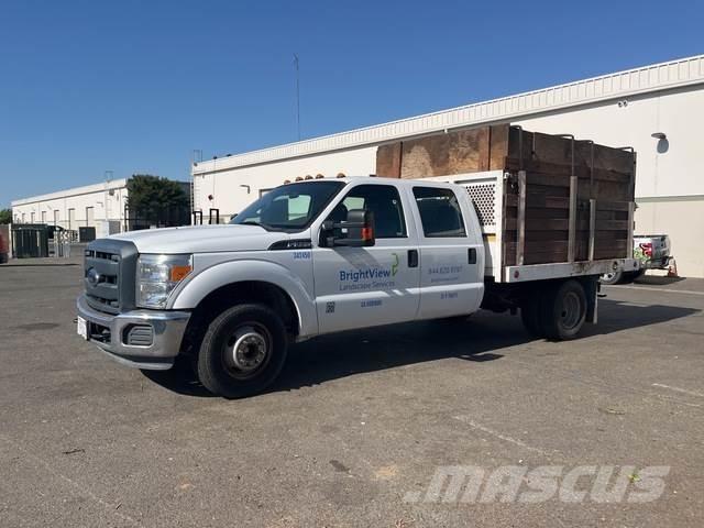 Ford F-350 Lastbil med lad/Flatbed
