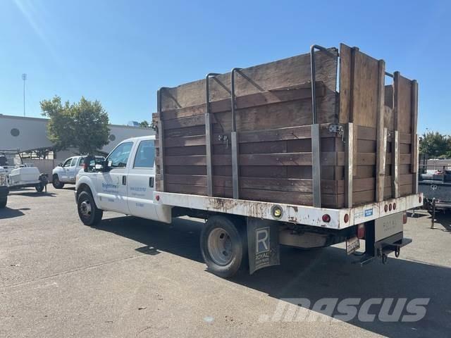 Ford F-350 Lastbil med lad/Flatbed