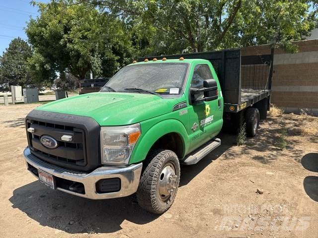 Ford F-350 Lastbil med lad/Flatbed