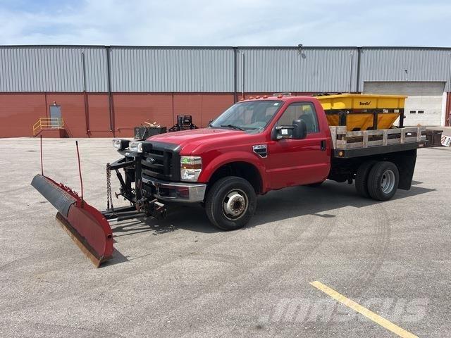 Ford F-350 Lastbil med lad/Flatbed