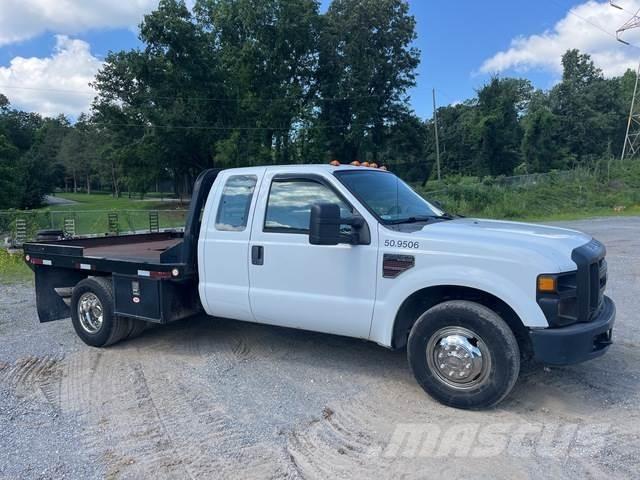 Ford F-350 Lastbil med lad/Flatbed