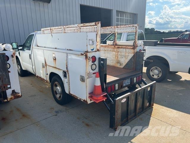 Ford F-350 Pickup/Sideaflæsning